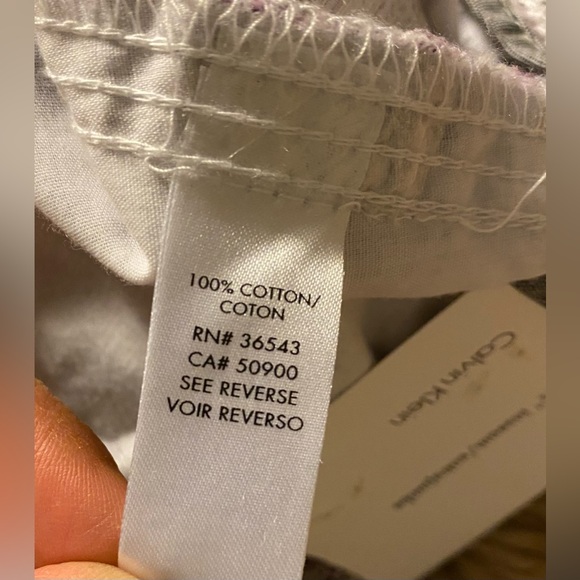 BNWT Size 32 Calvin Klein men’s shorts with belt - Picture 11 of 12